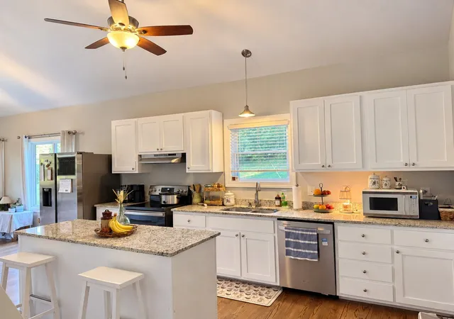 Photo 3 of Single family home for sale at 1211 Collins Rd, Vanleer, TN 37181 | MLS# 3593528 | Listing updated on 2026-09-17