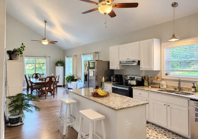 Photo 4 of Single family home for sale at 1211 Collins Rd, Vanleer, TN 37181 | MLS# 3593528 | Listing updated on 2026-09-17