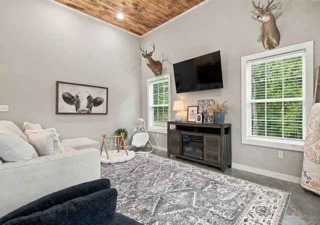 Photo 3 of Single family home for sale at 134 Hayes Cemetery Rd, Cumberland Furnace, TN 37051 | MLS# 3593525 | Listing updated on 2026-09-23