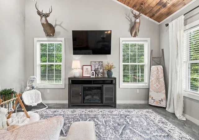 Photo 4 of Single family home for sale at 134 Hayes Cemetery Rd, Cumberland Furnace, TN 37051 | MLS# 3593525 | Listing updated on 2026-09-23