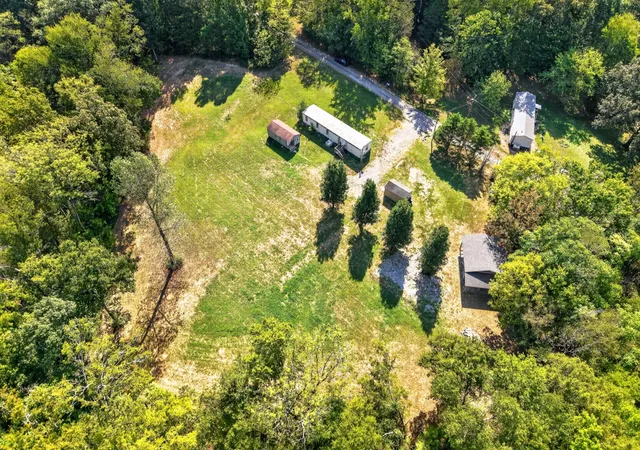 Photo 3 of Manufactured home for sale at 73 Patterson Rd, Smithville, TN 37166 | MLS# 3596420 | Listing updated on 2026-10-13