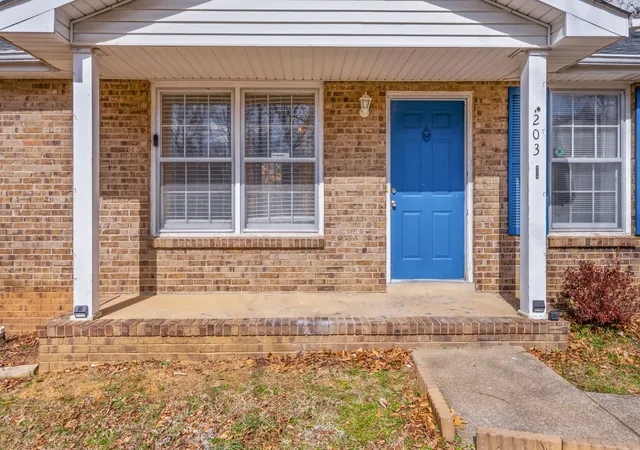 Photo 1 of Single family home for sale at 203 Mill Crk Rd, Clarksville, TN 37042 | MLS# 3594345 | Listing updated on 2026-09-20