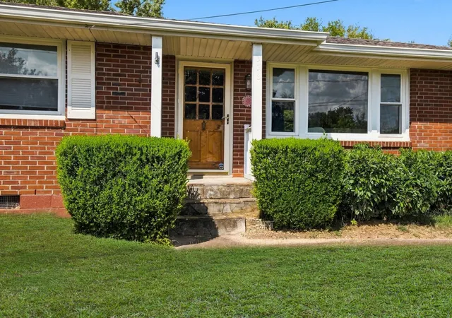 Single family home for sale at 306 Wauford Dr, Nashville, TN 37211 | MLS# 3594176