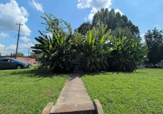 Photo 3 of Single family home for sale at 1712 Harder St, Humboldt, TN 38343 | MLS# 3593576 | Listing updated on 2026-09-17