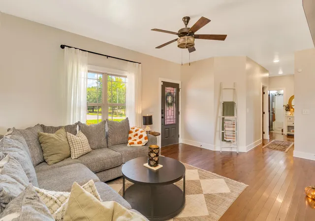 Photo 4 of Single family home for sale at 84 York Rd, La Fayette, GA 30728 | MLS# 3593558 | Listing updated on 2026-10-03