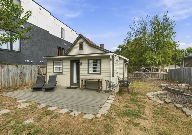 Photo 3 of Single family home for sale at 1232 Joseph Ave, Nashville, TN 37207 | MLS# 3593678 | Listing updated on 2026-10-07