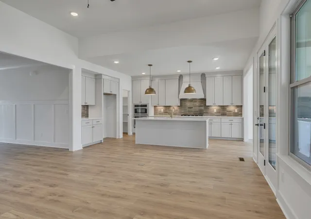 Photo 4 of Single family home for sale at 1107 Willow Springs Dr, Lebanon, TN 37087 | MLS# 3593573 | Listing updated on 2026-09-17