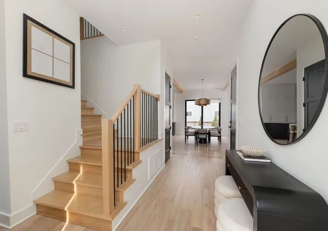 Photo 2 of Single family home for sale at 546 Stevenson St, Nashville, TN 37209 | MLS# 3602053 | Listing updated on 2026-10-04