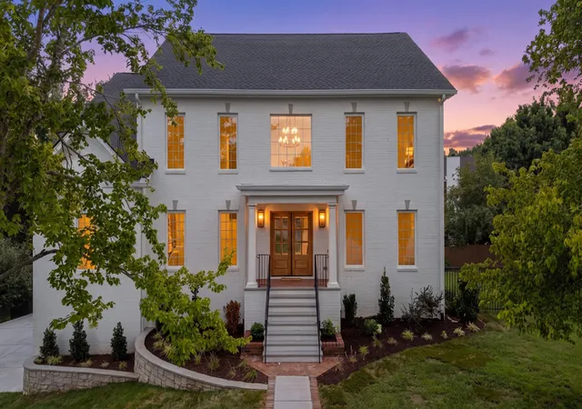 Single family home for sale at 901 Bridgewater Ct, Nashville, TN 37221 | MLS# 3594163