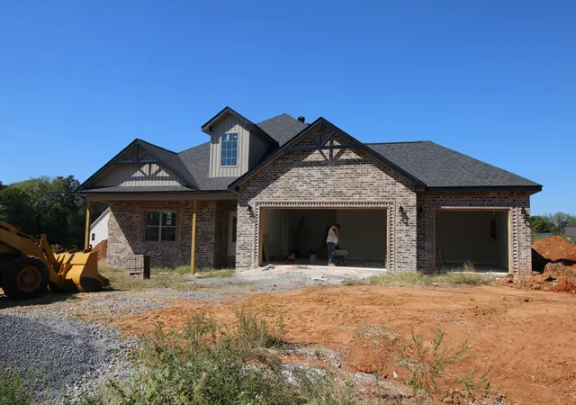Photo 2 of Single family home for sale at 70 Wofford Ests, Clarksville, TN 37040 | MLS# 3593593 | Listing updated on 2026-10-08