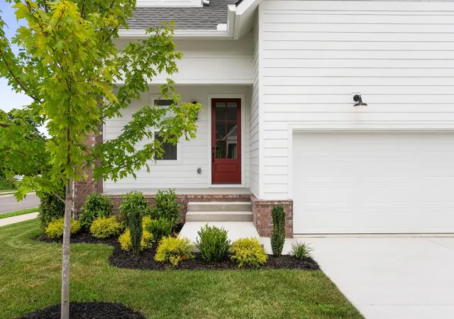 Photo 3 of Single family home for sale at 1301 Alderwood Pass, Nashville, TN 37207 | MLS# 3595814 | Listing updated on 2026-09-19