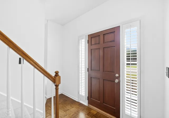Photo 3 of Single family home for sale at 7305 River Park Dr, Nashville, TN 37221 | MLS# 3594193 | Listing updated on 2026-09-19