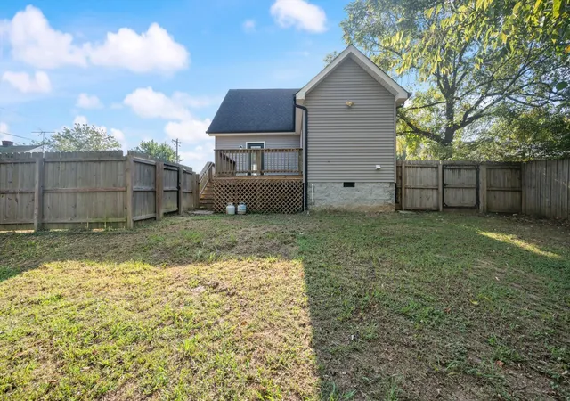 Photo 4 of Single family home for sale at 302 Hardison Ave, Lewisburg, TN 37091 | MLS# 3593713 | Listing updated on 2026-09-18