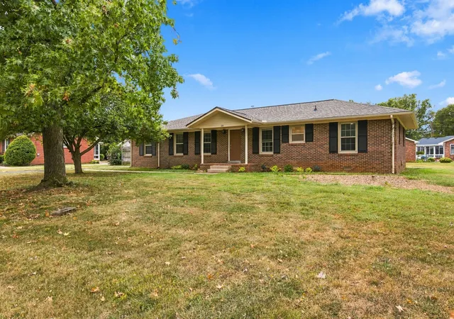 Photo 2 of Single family home for sale at 123 Mcfarlin Rd, Murfreesboro, TN 37130 | MLS# 3599230 | Listing updated on 2026-09-25