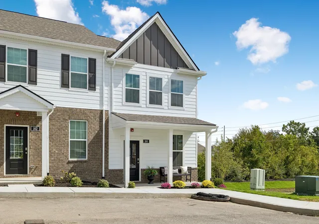 Photo 3 of Townhouse for sale at 118 Dry Cyn, La Vergne, TN 37086 | MLS# 3593743 | Listing updated on 2026-09-24