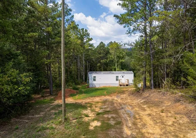 Photo 2 of Manufactured home for sale at 169 Volunteer Ln, Old Fort, TN 37362 | MLS# 3593695 | Listing updated on 2026-09-24