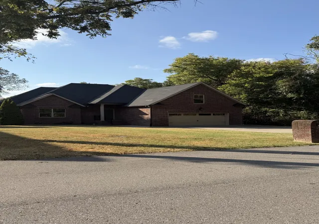 Single family home for sale at 118 Rice Rd, Hendersonville, TN 37075 | MLS# 3597836