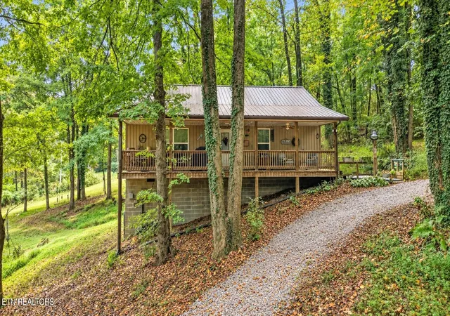 Photo 1 of Single family home for sale at 134 Mckinney Rd, Harriman, TN 37748 | MLS# 3597066 | Listing updated on 2026-10-03