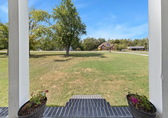 Photo 3 of Single family home for sale at 530 Fairway Dr, Lafayette, TN 37083 | MLS# 3594570 | Listing updated on 2026-09-28
