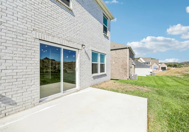 Photo 2 of Single family home for sale at 280 Astoria Dr, Hendersonville, TN 37075 | MLS# 3598739 | Listing updated on 2026-10-09