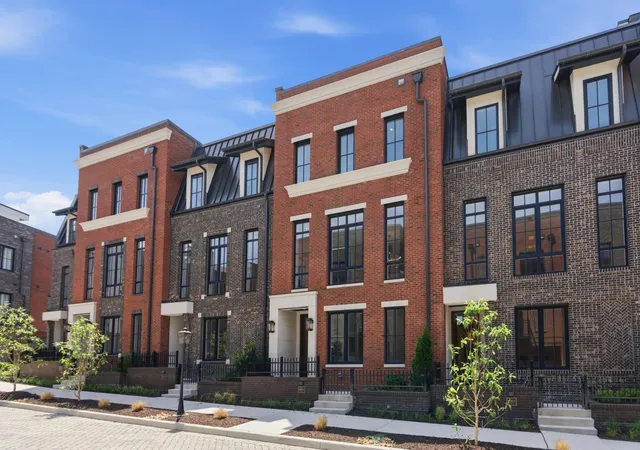 Photo 3 of Townhouse for sale at 408d Hume St, Nashville, TN 37208 | MLS# 3593842 | Listing updated on 2026-10-03