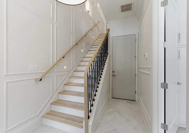 Photo 4 of Townhouse for sale at 408d Hume St, Nashville, TN 37208 | MLS# 3593842 | Listing updated on 2026-10-03