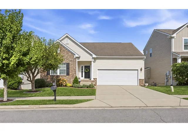 Single family home for sale at 553 Wolfeboro Ln, Nashville, TN 37221 | MLS# 3597644
