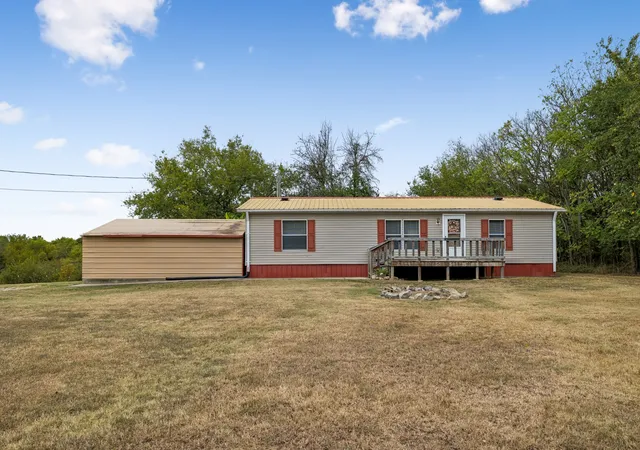 Photo 1 of Manufactured home for sale at 20 Bourn Ln, Brush Creek, TN 38547 | MLS# 3597398 | Listing updated on 2026-09-30