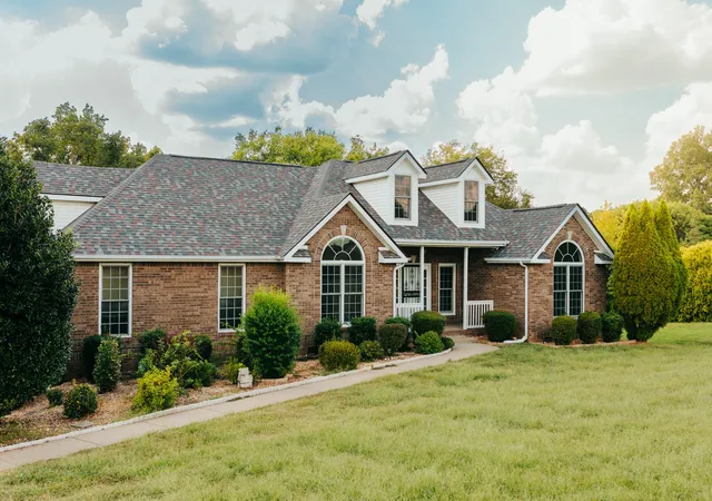 Photo 3 of Single family home for sale at 878 Countrywood Dr, Adams, TN 37010 | MLS# 3593964 | Listing updated on 2026-09-19