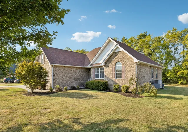 Photo 3 of Sale Pending at 308 Burton Farms Dr, Smyrna, TN 37167 | MLS# 3598330 | Listing updated on 2026-10-10