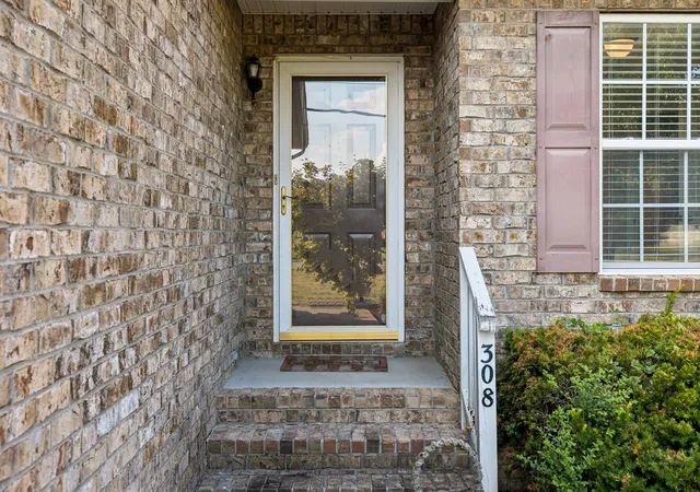 Photo 3 of Sale Pending at 308 Burton Farms Dr, Smyrna, TN 37167 | MLS# 3598330 | Listing updated on 2026-10-10