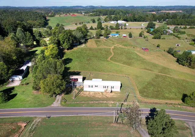 Photo 1 of Manufactured home for sale at 489 County Rd 500, Englewood, TN 37329 | MLS# 3598267 | Listing updated on 2026-10-05