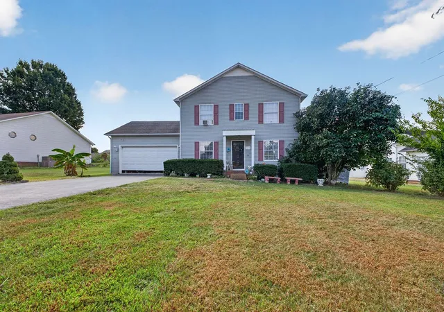 Single family home for sale at 1618 Jamie Dr, Columbia, TN 38401 | MLS# 3596209