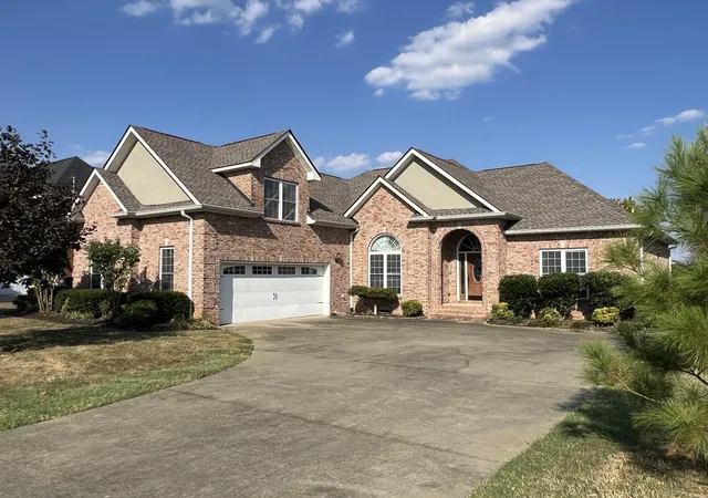 Photo 2 of Single family home for sale at 2597 Stone Manor Way, Clarksville, TN 37043 | MLS# 3594296 | Listing updated on 2026-09-21