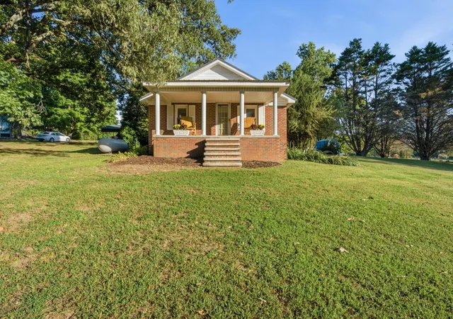 Photo 1 of Single family home for sale at 198 Pendergrass Rd, Flintville, TN 37335 | MLS# 3615220 | Listing updated on 2026-10-08