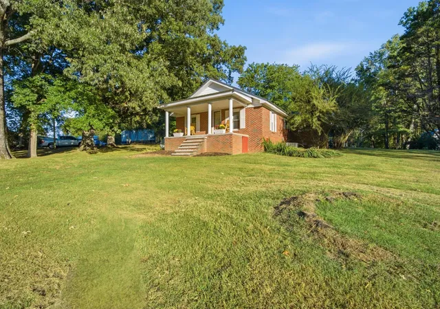 Photo 2 of Single family home for sale at 198 Pendergrass Rd, Flintville, TN 37335 | MLS# 3615220 | Listing updated on 2026-10-08