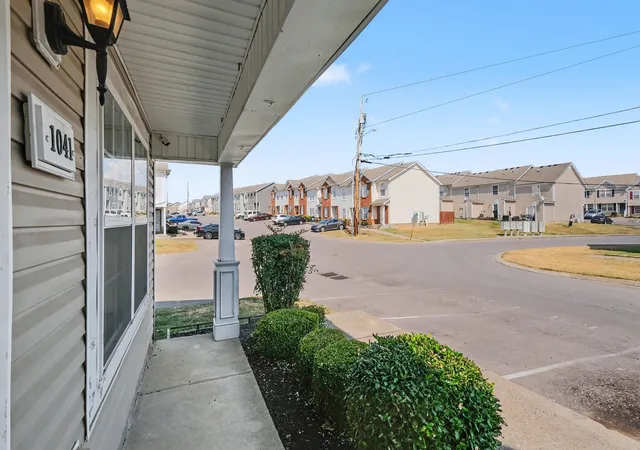 Photo 3 of Townhouse for sale at 1041 Arlene Dr, La Vergne, TN 37086 | MLS# 3594217 | Listing updated on 2026-09-18