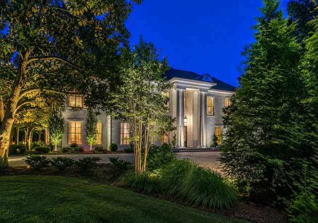 Photo 1 of Mansion for sale at 5028 Franklin Pike, Nashville, TN 37220 | MLS# 3594111 | Listing updated on 2026-10-03