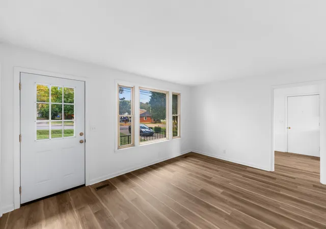 Photo 3 of Single family home for sale at 513 Annex Ave, Nashville, TN 37209 | MLS# 3594106 | Listing updated on 2026-09-19