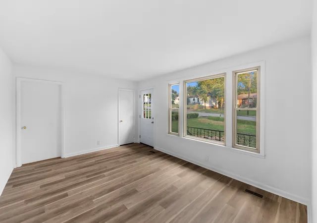Photo 4 of Single family home for sale at 513 Annex Ave, Nashville, TN 37209 | MLS# 3594106 | Listing updated on 2026-09-19