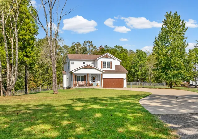 Photo 4 of Single family home for sale at 1333 Southside Rd, Southside, TN 37171 | MLS# 3603968 | Listing updated on 2026-10-08