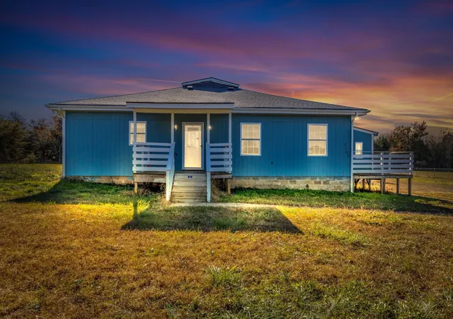Photo 1 of Single family home for sale at 2190 Unionville Deason Rd, Bell Buckle, TN 37020 | MLS# 3594125 | Listing updated on 2026-09-18
