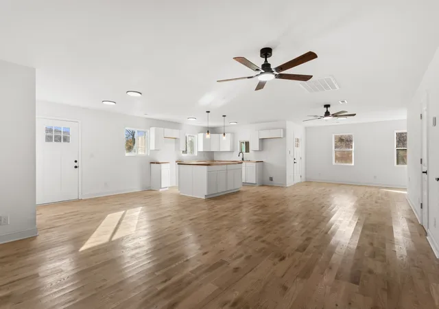 Photo 3 of Single family home for sale at 8637 Dog Branch Rd, Mount Pleasant, TN 38474 | MLS# 3594122 | Listing updated on 2026-09-18