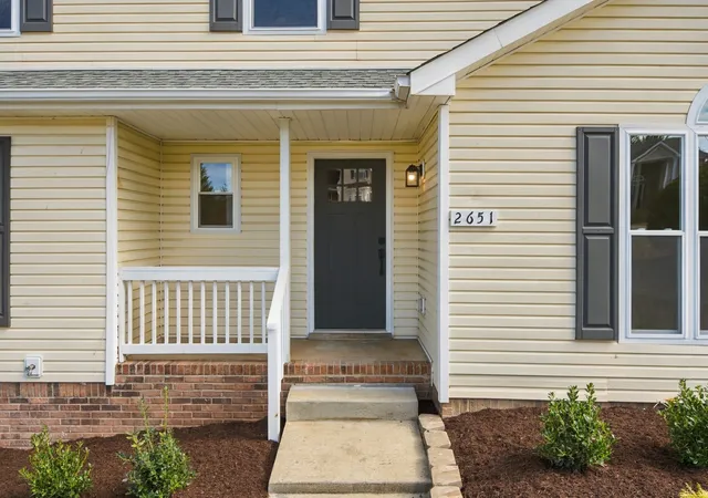 Photo 3 of Single family home for sale at 2651 Elkmont Dr, Clarksville, TN 37040 | MLS# 3602299 | Listing updated on 2026-09-29