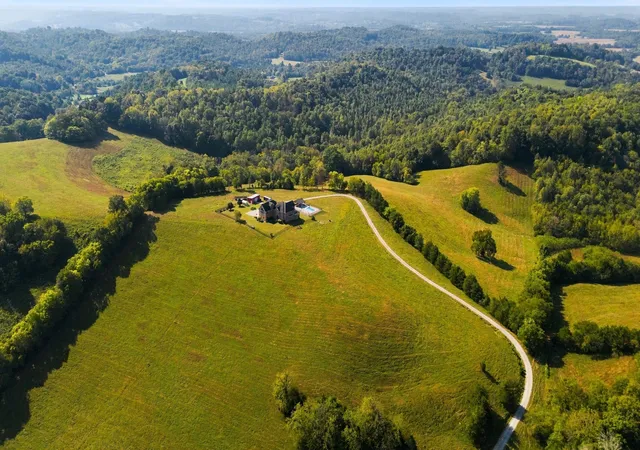 Photo 3 of Single family home for sale at 1500 Mitchell Rd, Pulaski, TN 38478 | MLS# 3599264 | Listing updated on 2026-10-04