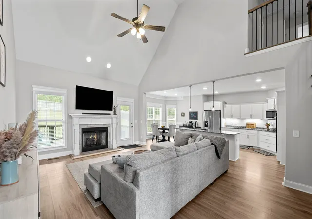 Photo 3 of Single family home for sale at 4350 Memory Ln, Adams, TN 37010 | MLS# 3596412 | Listing updated on 2026-09-23