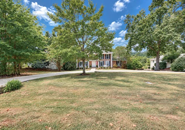 Photo 3 of Single family home for sale at 201 Long Valley Rd, Brentwood, TN 37027 | MLS# 3594162 | Listing updated on 2026-10-04