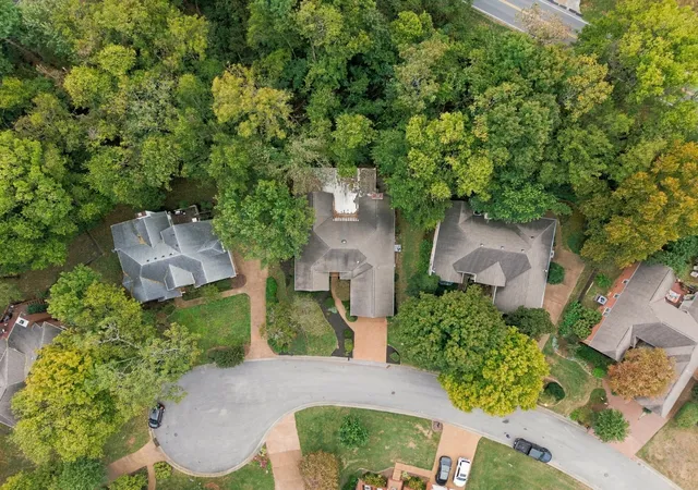 Photo 3 of Single family home for sale at 4920 Manassas Cir, Brentwood, TN 37027 | MLS# 3627162 | Listing updated on 2026-10-29