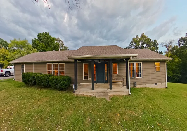 Photo 4 of Single family home for sale at 133 Cookeville Hwy, Carthage, TN 37030 | MLS# 3596396 | Listing updated on 2026-10-01