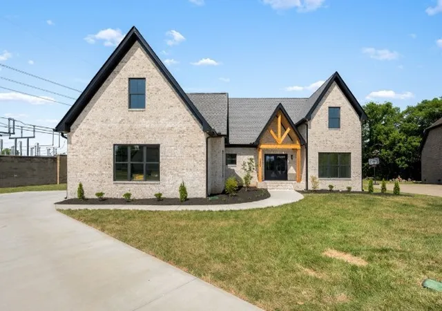 Photo 1 of Single family home for sale at 2338 Thad Ct, Murfreesboro, TN 37128 | MLS# 3594183 | Listing updated on 2026-10-24
